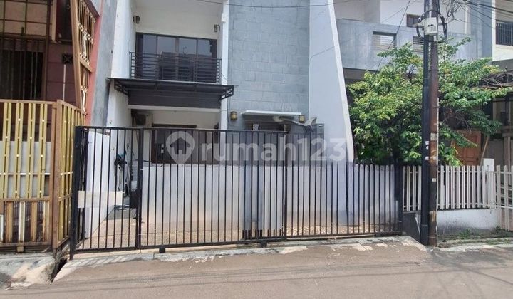 DIJUAL RUMAH RAPIH KELAPA CENGKIR BARAT AC