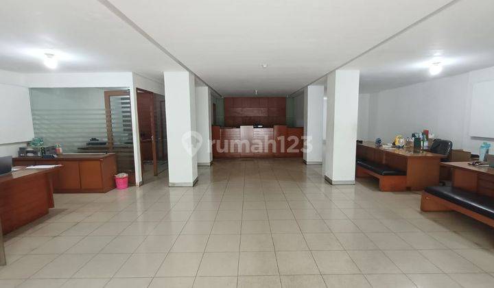 Gedung Kantor Sunter Strategis Parkir Luas 2