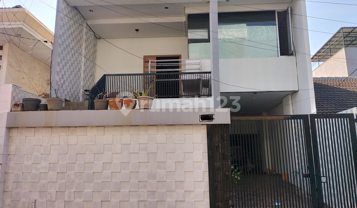 Jual Cepat Rumah 3 1/2 Lantai Komplek Cengkareng Jual Cepat Rumah 3 1/2 Lantai Komplek Cengkareng