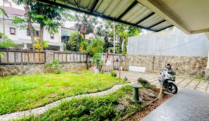 Rumah Tinggal Kawasan Elite di Kebayoran Baru