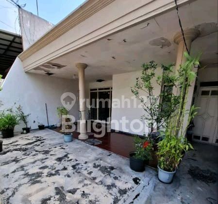 Hitung Tanah Row 3 Mobil Rumah Wisma Permai Strategis Hitung Tanah Row 3 Mobil Rumah Wisma Permai Strategis