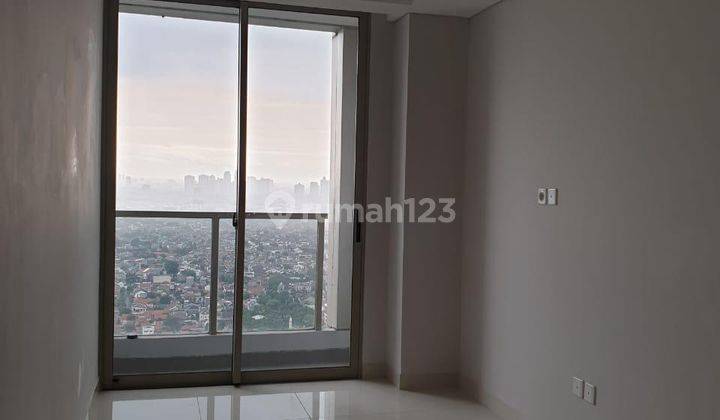 Dijual Apartemen Taman Anggrek Residence Semi Furnished 2 BR 1