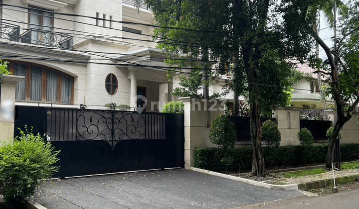 Dijual Rumah Wijaya Kebayoran Baru Jakarta Selatan 1