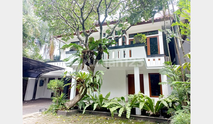 House For Rent in Kemang Timur, South Jakarta House For Rent in Kemang Timur, South Jakarta