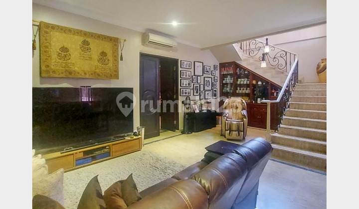 Private Townhouse Majestic Building Area Sector 7 2