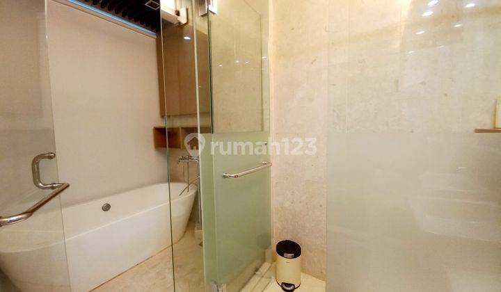 Apartment Kemang Village 3 BR Ritz Tower For Rent 2