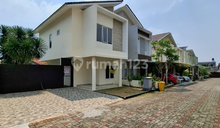 Private Townhouse For Sale At Andara Depok