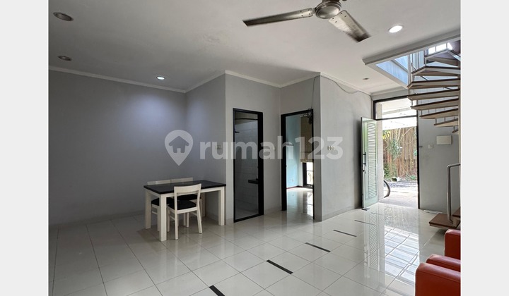 Dijual Rumah Secondary di Rempoa Ciputat Timur. 2