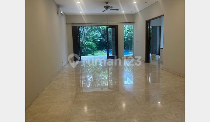 House For Rent In Kemang, South Jakarta 2