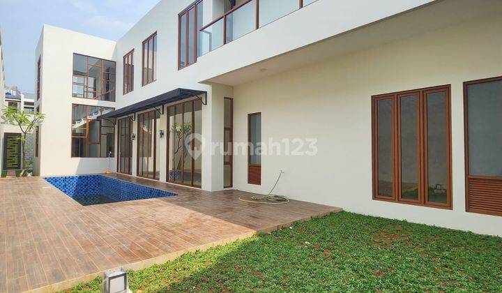 Modren Minimalis Townhouse  Ampera 2