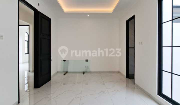 MODERN CLASSIC EXCLUSIVE CLUSTER  BINTARO 2