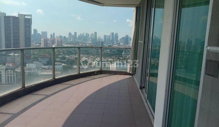 Apartment Kemang Village 4 BR Ritz Tower For Sale 2