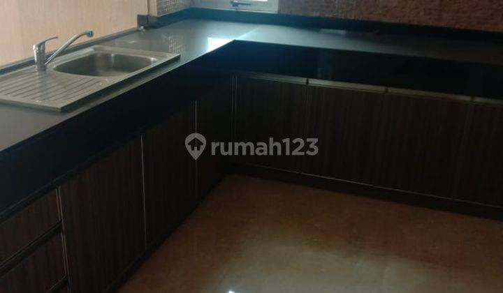 Apartment Kemang Village 4 BR Ritz Tower For Sale 2