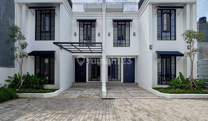 New Townhouse American Classic Rempoa Tangerang Selatan 1