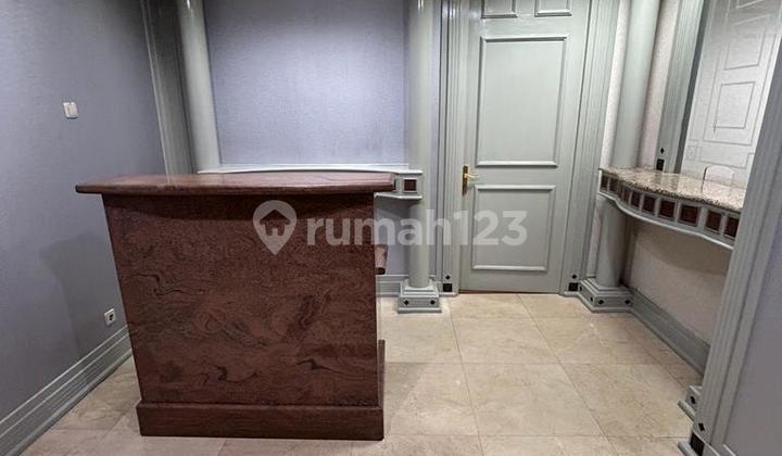 Office 218 m2 Nice Sudirman, South Jakarta Office 218 m2 Nice Sudirman, South Jakarta
