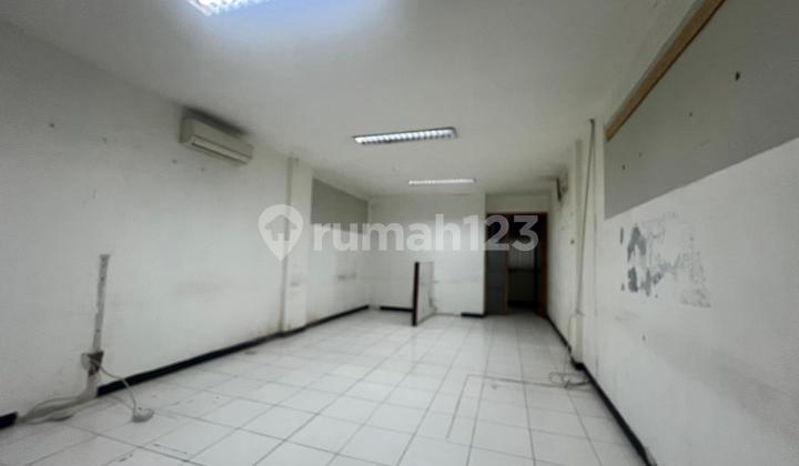 For Rent: Pancoran 3-Story Shop House, 200.0 m², Unfurnished 2