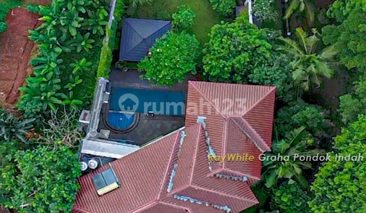Rumah Dijual Di Lebak Bulus Shm Dengan Swimming Pool 2