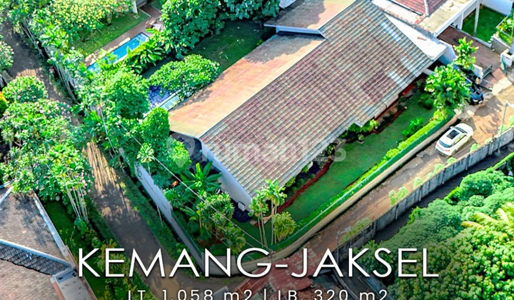 For Sale House In Kemang With Swimming Pool Ready To Occupy