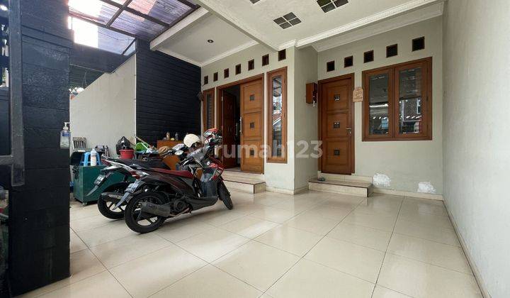 Rumah Semi Furnished Shm - Sertifikat Hak Milik Di Pondok Pinang  2