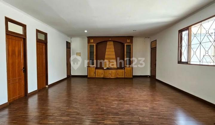 Rumah Dijual Nego Sampai Di Bawah Harga Pasar Bangunan Terawat Perlu Renovasi Di Cinere Jakarta Selatan Cocok Untuk Hunian Aman Nyaman Bebas Banjir