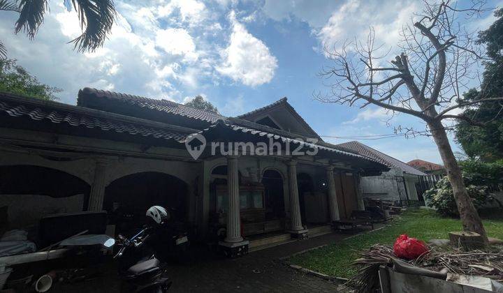 Rumah Tua Jual Cepat, Rumah Jual Murah & Hitung Tanah, Harga bisa Nego di Panglima Polim Jakarta Selatan, cocok untuk hunian, perkantoran, Klinik, usaha 2