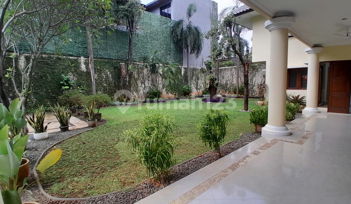 For Rent: Well-Maintained and Good Condition House, Flood-Free, Safe, Comfortable in a Cluster Near Mall, 2-Car Road Access in Pejaten, South Jakarta. 2