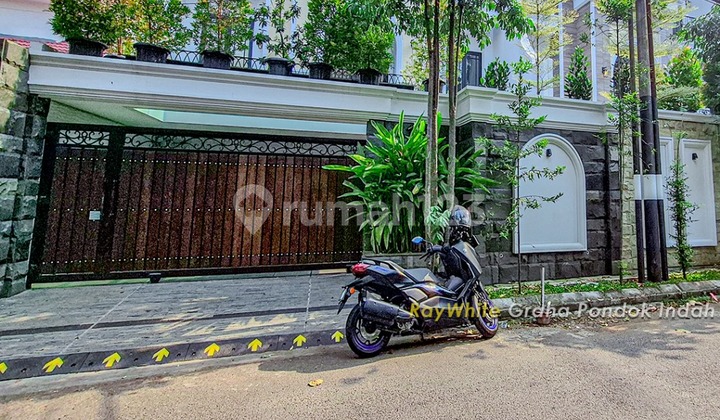 For Sale New Affordable House Negotiable Premium Strategic Location Safe Comfortable Access Near Offices, Transport, Health Facilities, 24-Hour Security, Inside Complex, Two-Car Road in South Jakarta 2