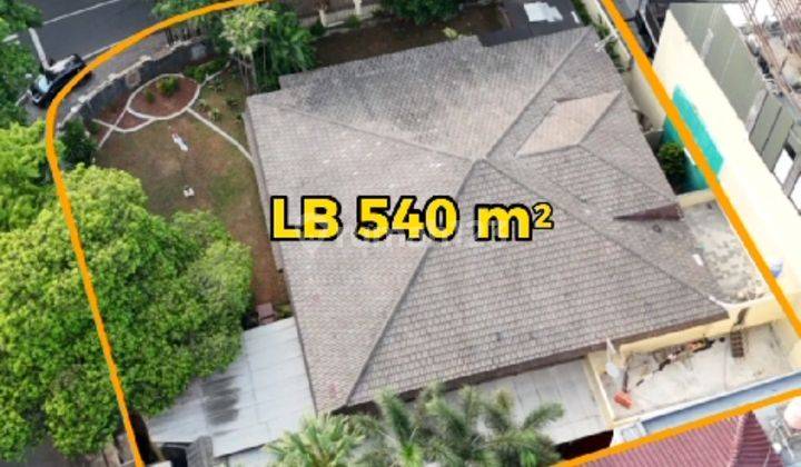 Dijual Cepat Rumah Hoek, Nego Sekali Di Kebayoran Baru, Jakarta Selatan Strategis Cocok Untuk Hunian, Perkantoran 1