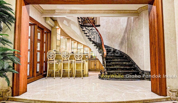 Dijual Cepat Rumah Mewah Harga Nego di Cempaka Putih Jakarta Pusat Siap Masuk Minim Renovasi Akses Dekat di Perkantoran Mall Bebas Banjir 1