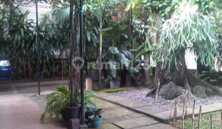 Dijual Rumah Luas Siap Huni Jl. Darmawangsa Jakarta Selatan