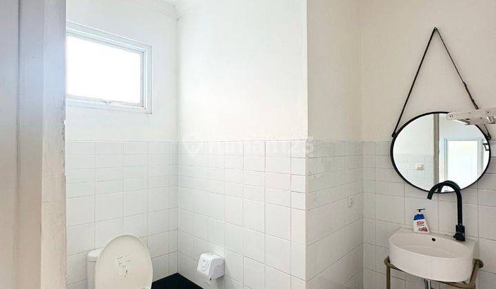 Dijual Rumah Kantor Tenang di Lebak Bulus Siap Huni