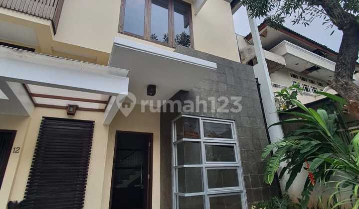 Disewakan Rumah Bagus Pondok Indah Dekat Taman 2