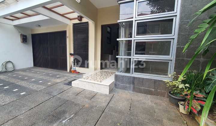 For Rent Nice House in Pondok Indah Near Park