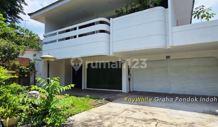Dijual Rumah Bagus Lokasi Tenang Dekat JIS Pondok Indah 
