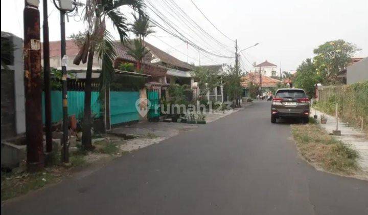 Rumah  Hitung Tanah dalam Komplek IKIP Duren Sawit  2