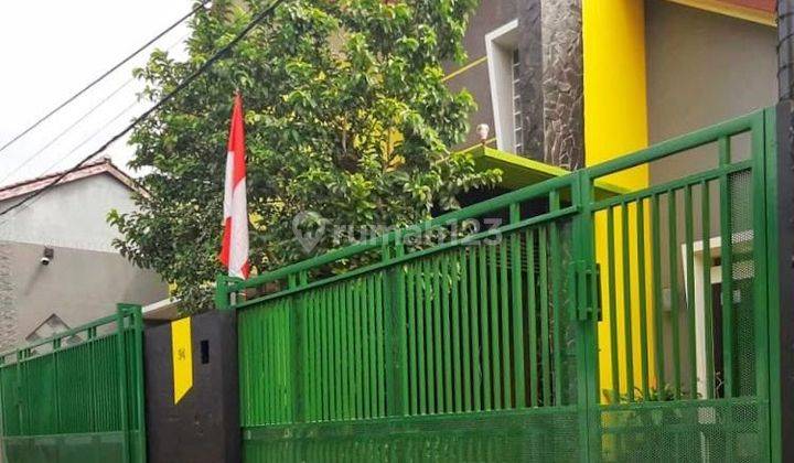 Rumah asri 200m² dalam Komplek di Bintara Jaya  1