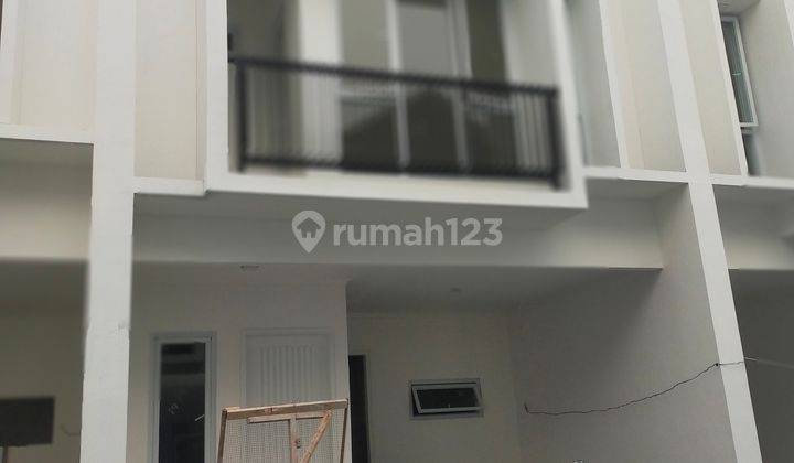 Rumah siap huni dalam mini cluster di Jatiwaringin  2