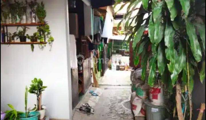 Rumah 2 Lantai Dalam Gang Di Pondok Bambu  2