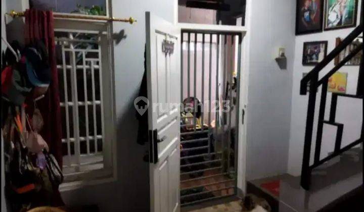 Rumah 2 Lantai Dalam Gang Di Pondok Bambu  2