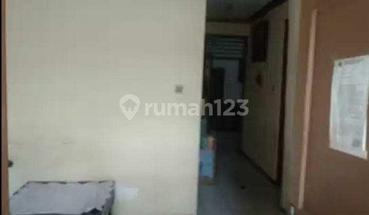 Rumah Besar di Komplek Depkeu Rawamangun 2