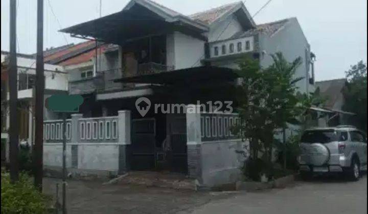 Rumah Megah Di Griya Bintara Indah 2