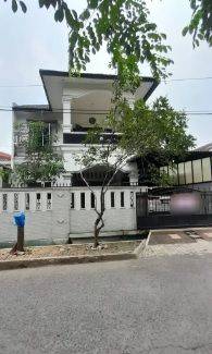 Rumah 2 Lantai Murah Banget di Real Estate Jatiwaringin Asri 1