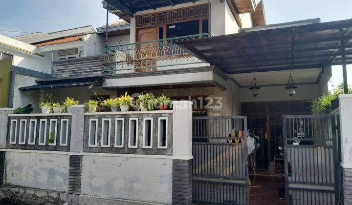 Rumah Megah Di Griya Bintara Indah 1