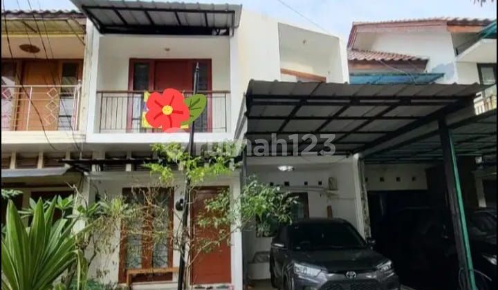 Rumah Megah Di Pondok Kelapa Residence