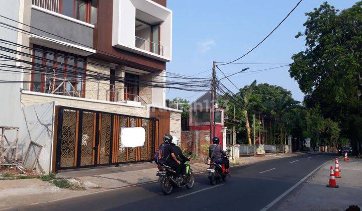 Rumah Baru Shm 4 Lantai Kawasan Elite Jagakarsa, Jakarta Selatan (dd)