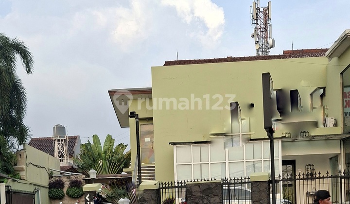 For Rent: Shop House in Lebak Bulus, South Jakarta (dd)