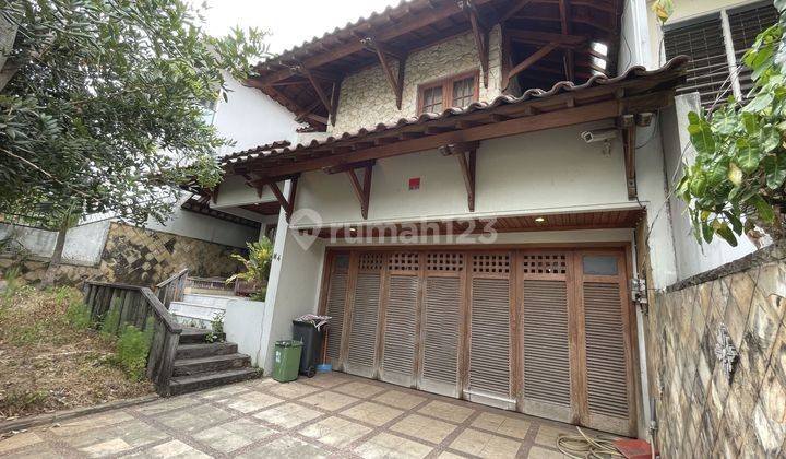 Dijual Rumah Cantik Asri Kayu Jati di Lebak Lestari, Jaksel (FF) 1