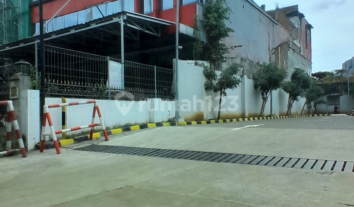 Disewakan Ruko Gandeng 3 Di Dekat Jalan Minangkabau Manggarai, Jaksel (ir) Disewakan Ruko Gandeng 3 Di Dekat Jalan Minangkabau Manggarai, Jaksel (ir)