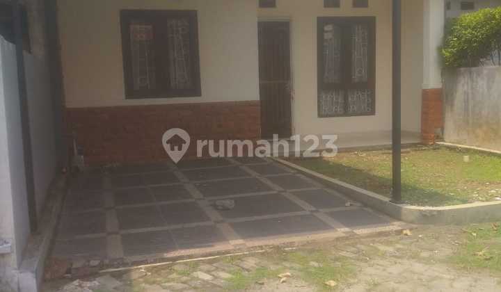 For Sale House in Kemang Village, Sukmajaya, Depok (Ir/Dd) For Sale House in Kemang Village, Sukmajaya, Depok (Ir/Dd)