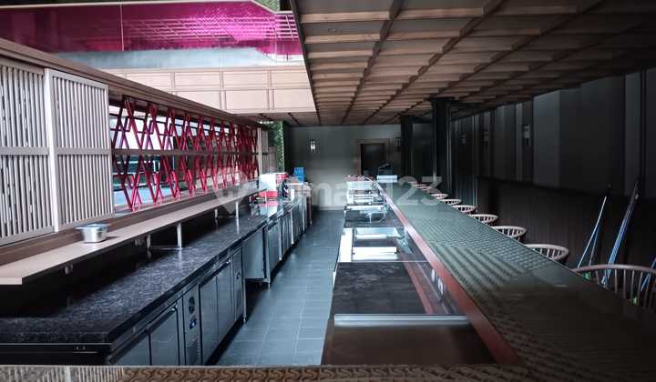 For Rent Strategic Commercial Space in Kebayoran Baru, South Jakarta (jp/cm)
